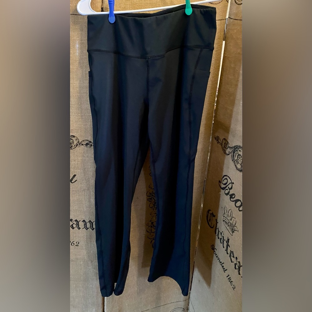 Boot cut, yoga pants